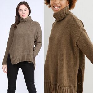 Aerie Olive Green Soft Cozy Turtleneck Sweater Size XS slightly oversized
